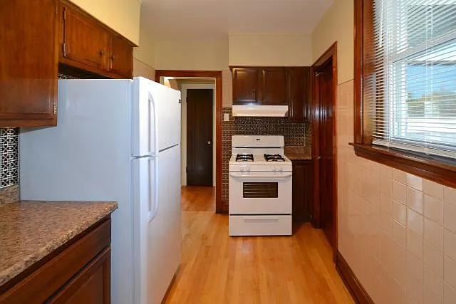 6326 N Artesian Ave #M01R — Photo 2