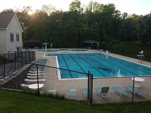 Community Pool_05172016