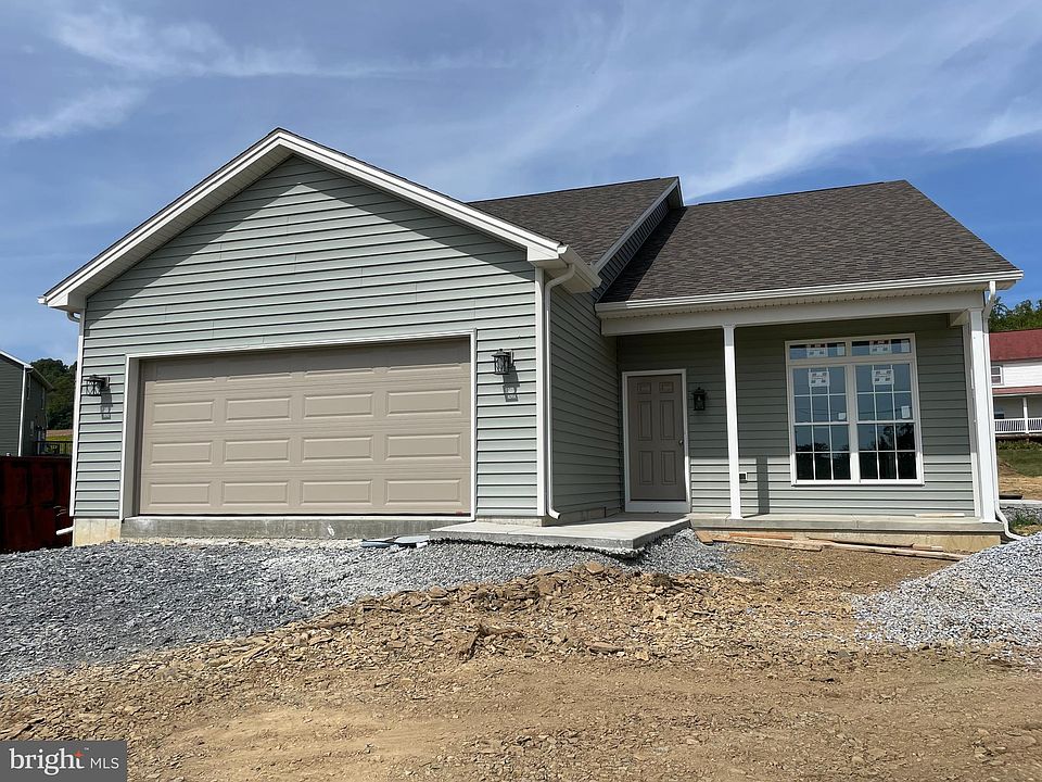 1st image of 151 Mountain Dr