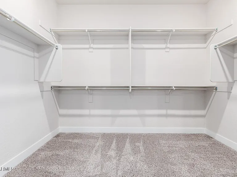 8526 S 69th Ln — Photo 17