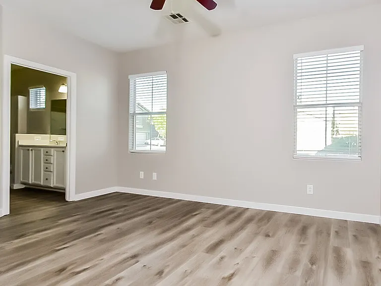 9556 Cabot Falls Ave — Photo 10