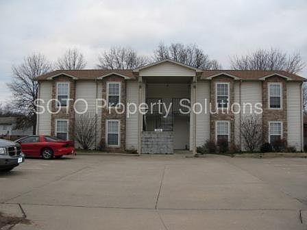 1st image of 2826 Hemlock Ct