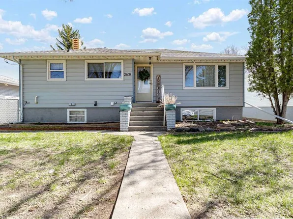 2631 W 16th Ave SE, Medicine Hat, AB T1A 3T6