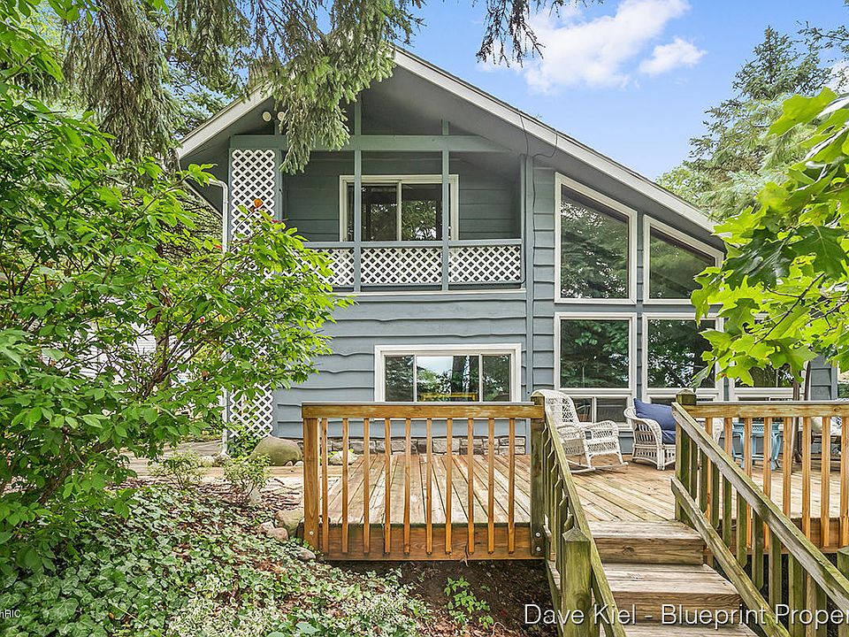 1st image of 2590 Seymour Dr