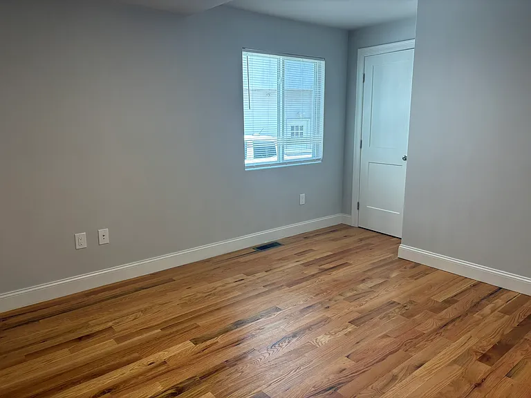 254 Salem St #1 — Photo 19