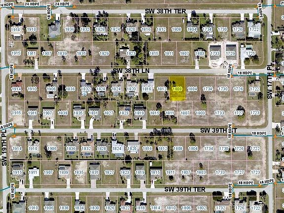 2nd image of 1808 SW 38th Ln