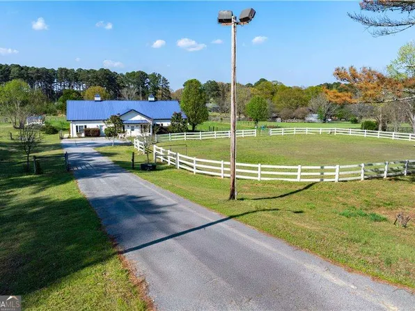 3121 Centerville Rosebud Rd, Snellville, GA 30039