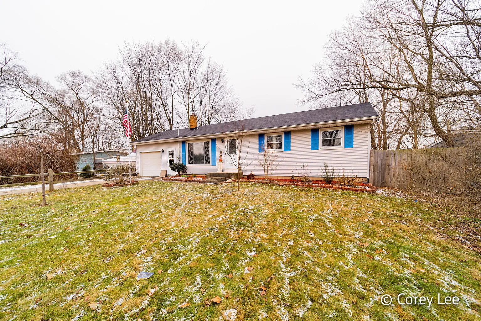 6555 College Ave SE photo 1