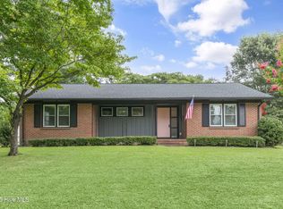 606 Hawthorne Ln W, Wilson, NC 27893