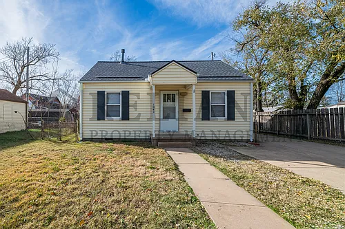 1047 S Glenn St Photo 1
