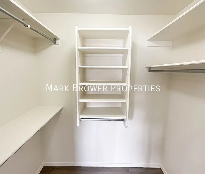 2041 E Rawhide St — Photo 10