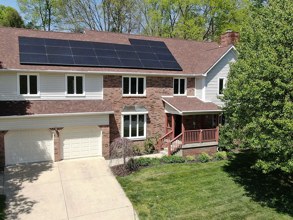 1st image of 760 Hillside Ct