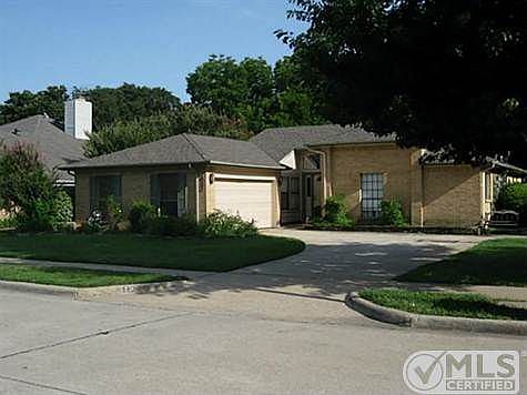 2nd image of 429 Dillard Ln