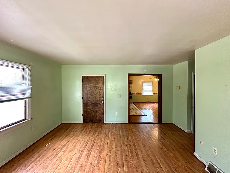613 Countyline St #1 — Photo 4