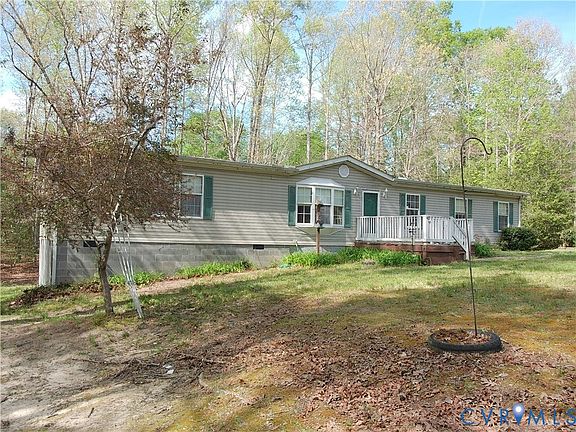 5th image of 4628 Bradley Farm Rd