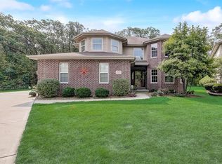 1535 Tienstra Ct, Homewood, IL 60430