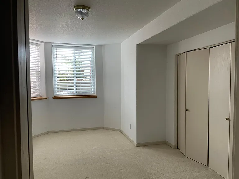 705 Club Pl — Photo 15