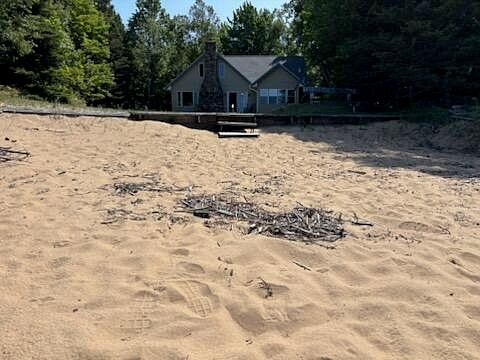 5th image of 8552 W Milligan Rd