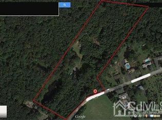 169 Fresh Ponds Rd, Monroe Township, NJ 08831