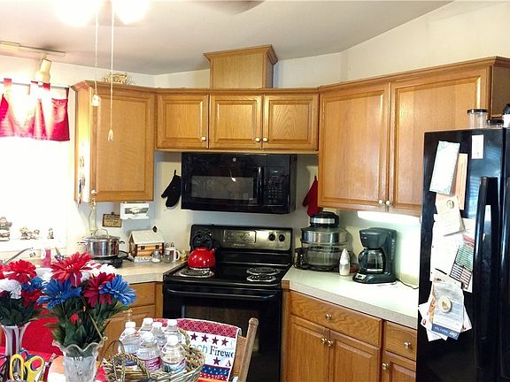 3rd image of 201 W Oakview Ave Unit 108