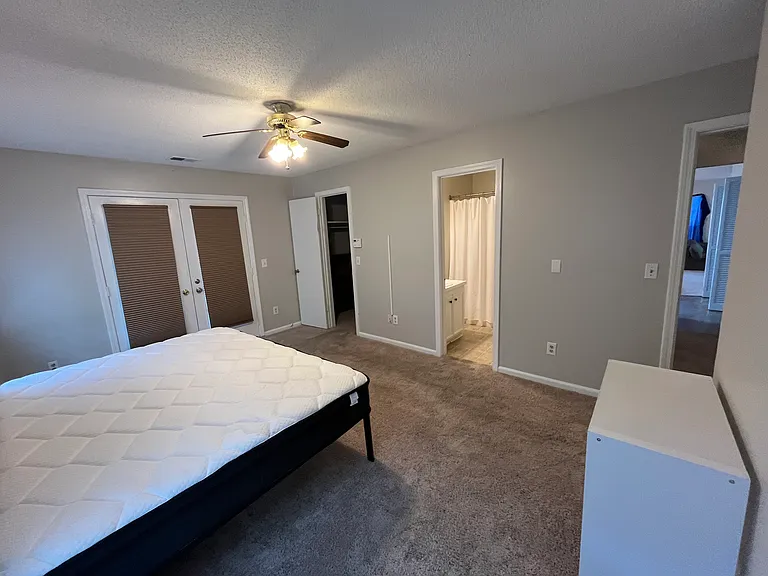 26 Cutlers Ct #B — Photo 8
