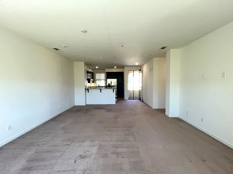 3105 Marigold Cir — Photo 12