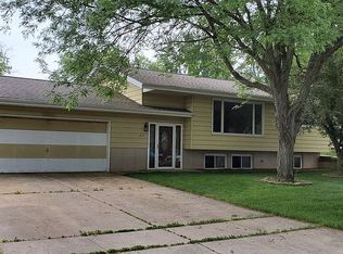 410 Easy St, Mayville, WI 53050