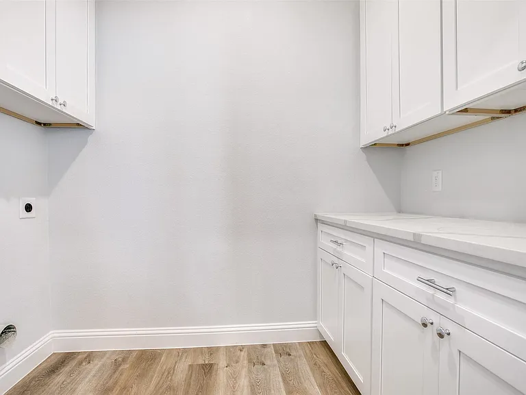 3105 Chihuahua Ave — Photo 22