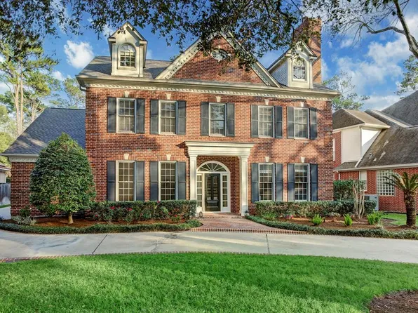 23 E Shady Ln #A, Houston, TX 77063