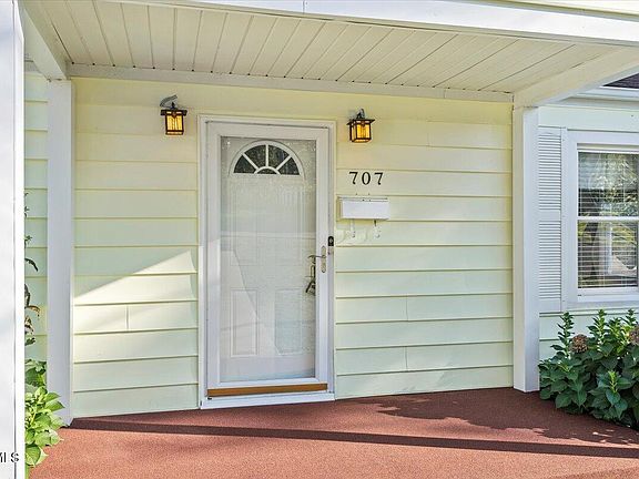 4th image of 707 Lincoln Ave