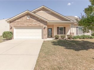 1880 Yellow Daisy Dr, Matthews, NC 28104