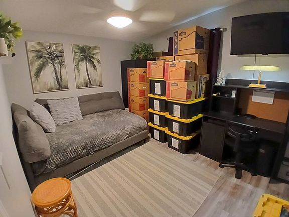 5th image of 10949 E Bay Dr