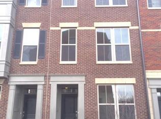 819 Admirals Way, Oxon Hill, MD 20745
