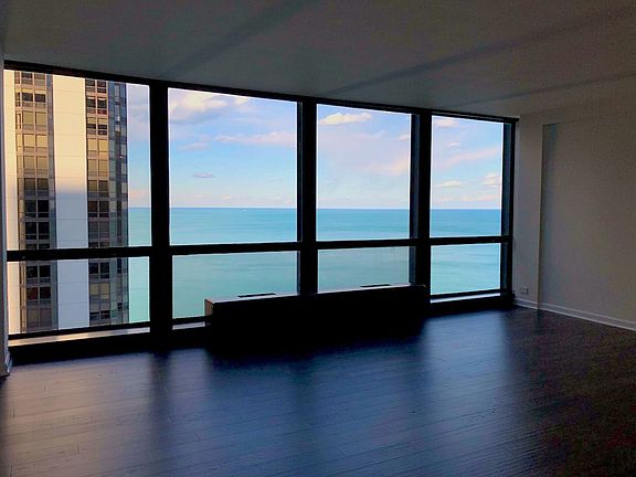 3rd image of 900 N Lake Shore Dr APT 2607