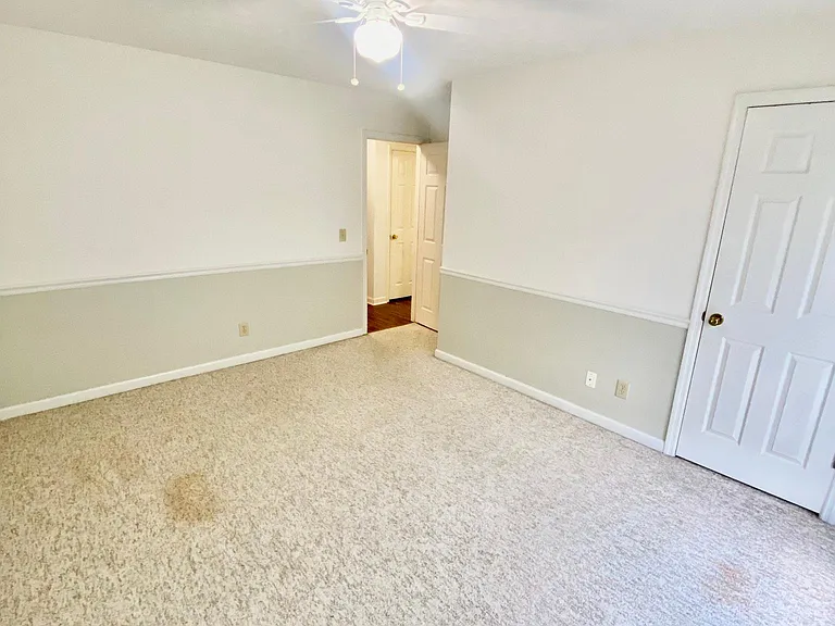 7036 Stoneybrook Dr — Photo 11