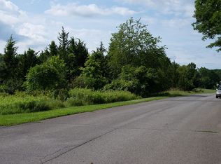 34 Willard Rd, Red Hook, NY 12571