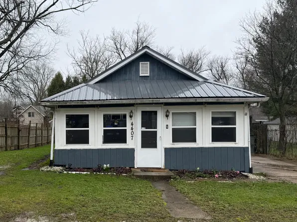 4407 Ostedt Dr, Valparaiso, IN 46383