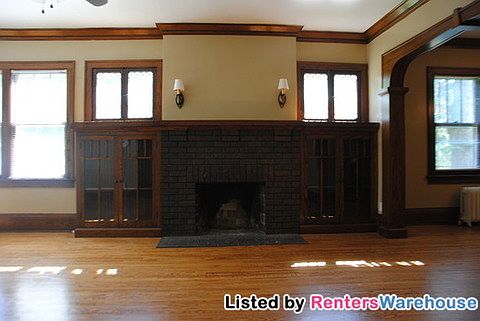 4th image of 992 Wakefield Ave APT 1