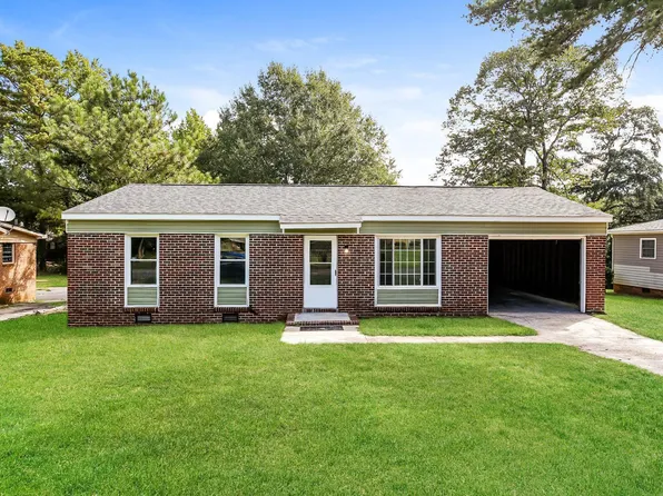 105 Short St, Laurens, SC 29360