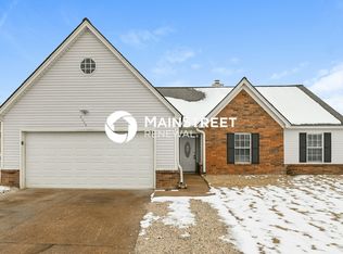 5930 Cottage Hill Dr, Millington, TN 38053
