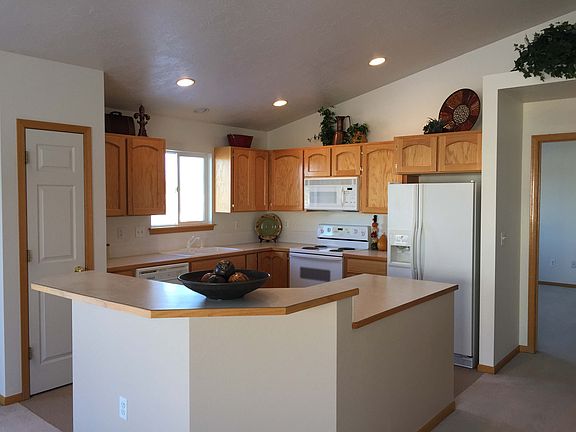 Kitchen with Island