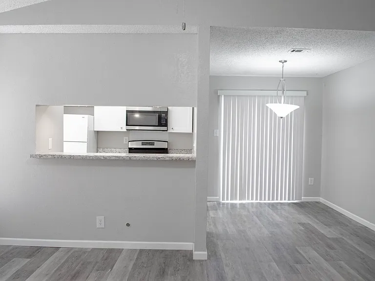 2306 Fuzz Fairway — Photo 5
