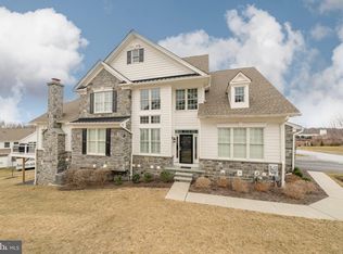 3841 Meadow View Farm Rd, Newtown Square, PA 19073