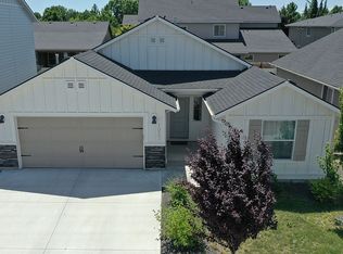 1053 E Tallinn St, Meridian, ID 83646