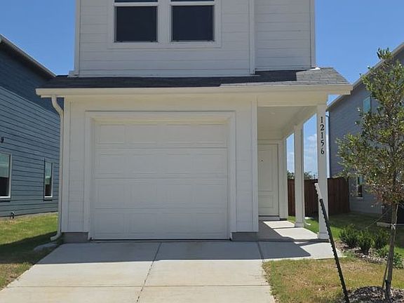3rd image of 12156 Morgan Dr