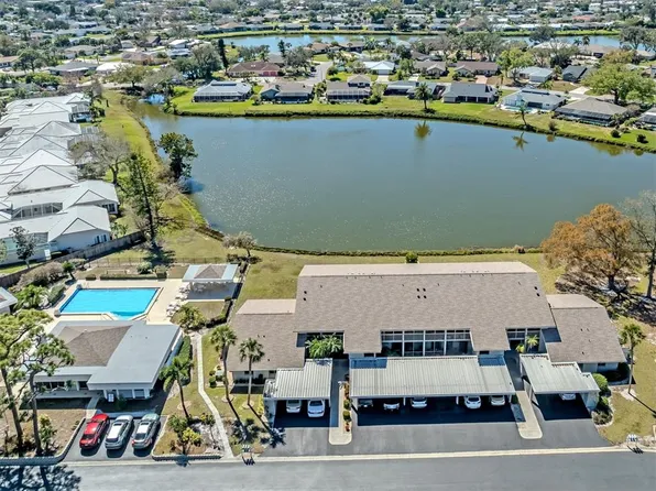 1208 Pine Lake Dr #8, Venice, FL 34285