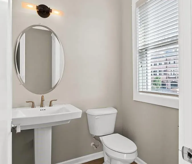 971 Laurel Ct NE — Photo 12