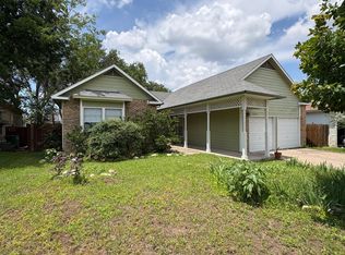 12604 Hunters Chase Dr, Austin, TX 78729
