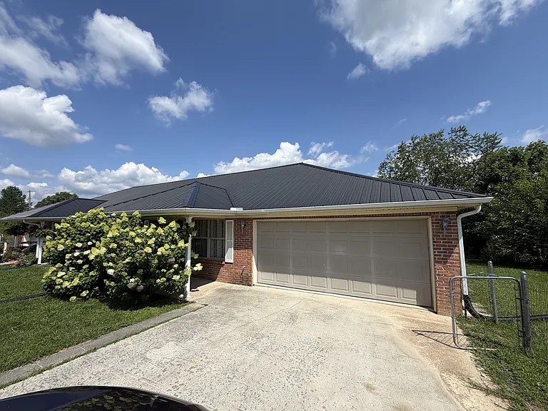 185 Millard Tilley Rd #B — Photo 15