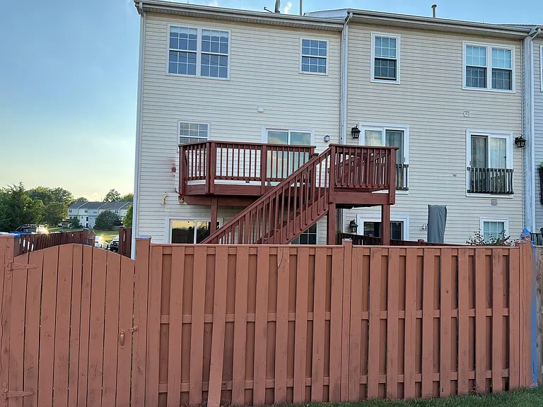 5601 Ashburn Ter — Photo 38